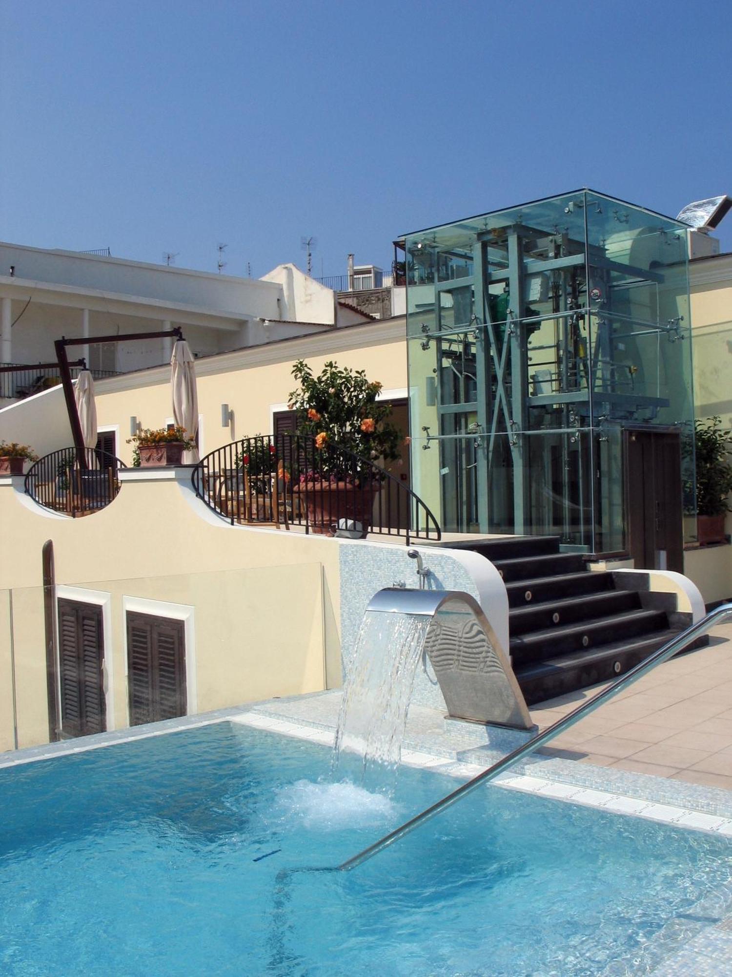 Forio di Ischia Hotel Villa Carolina מראה חיצוני תמונה